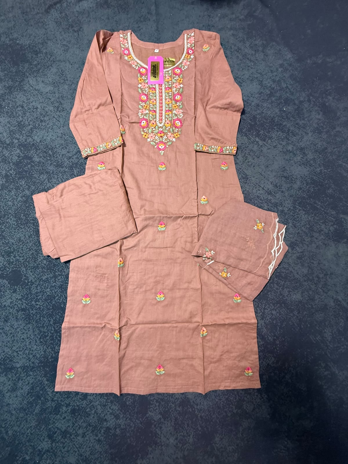 Mul Cotton 3 Piece Set With Embroidery Work
