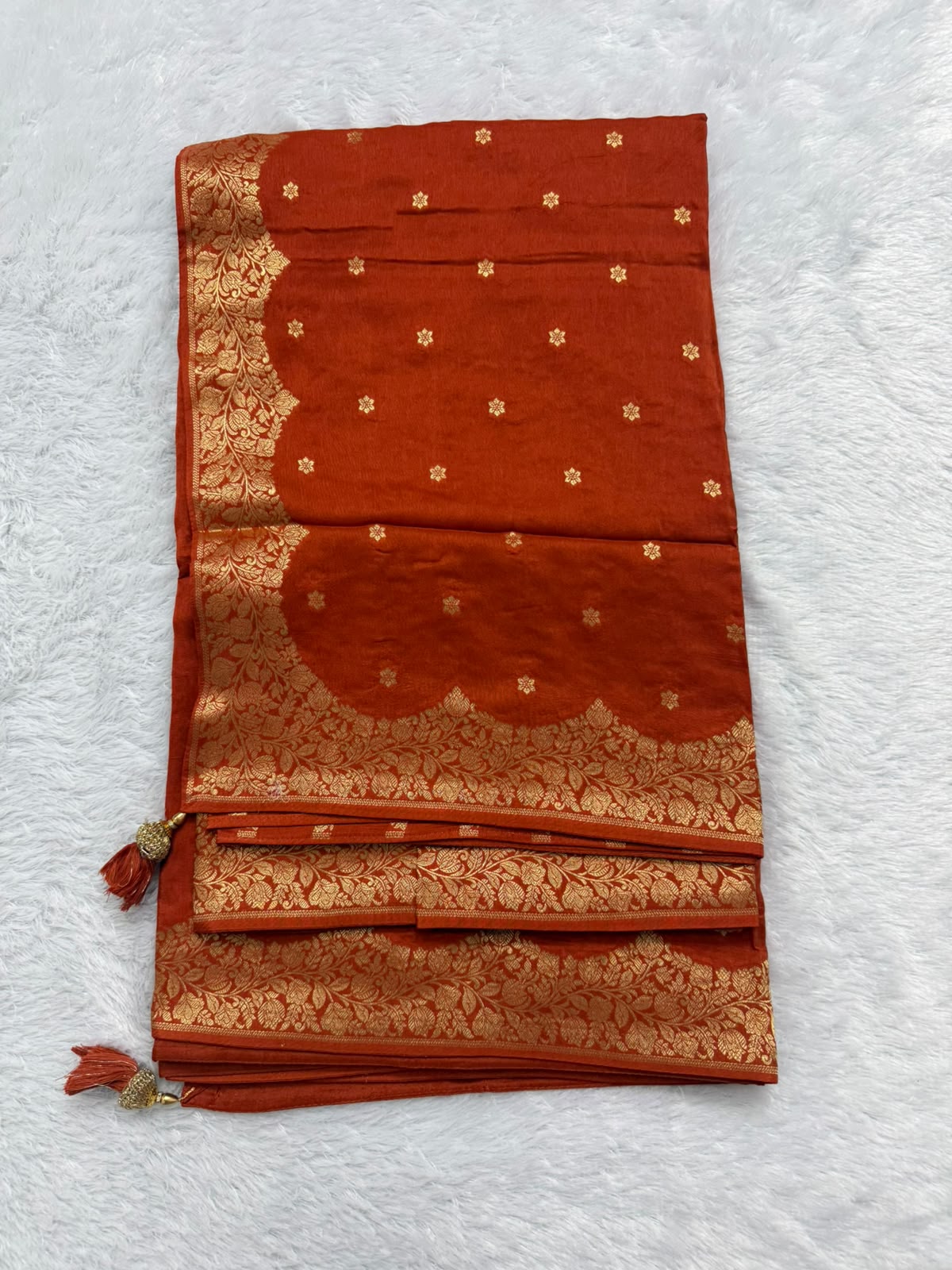 Pure Dola Crepe Saree With Pasmina Stitched Blouse