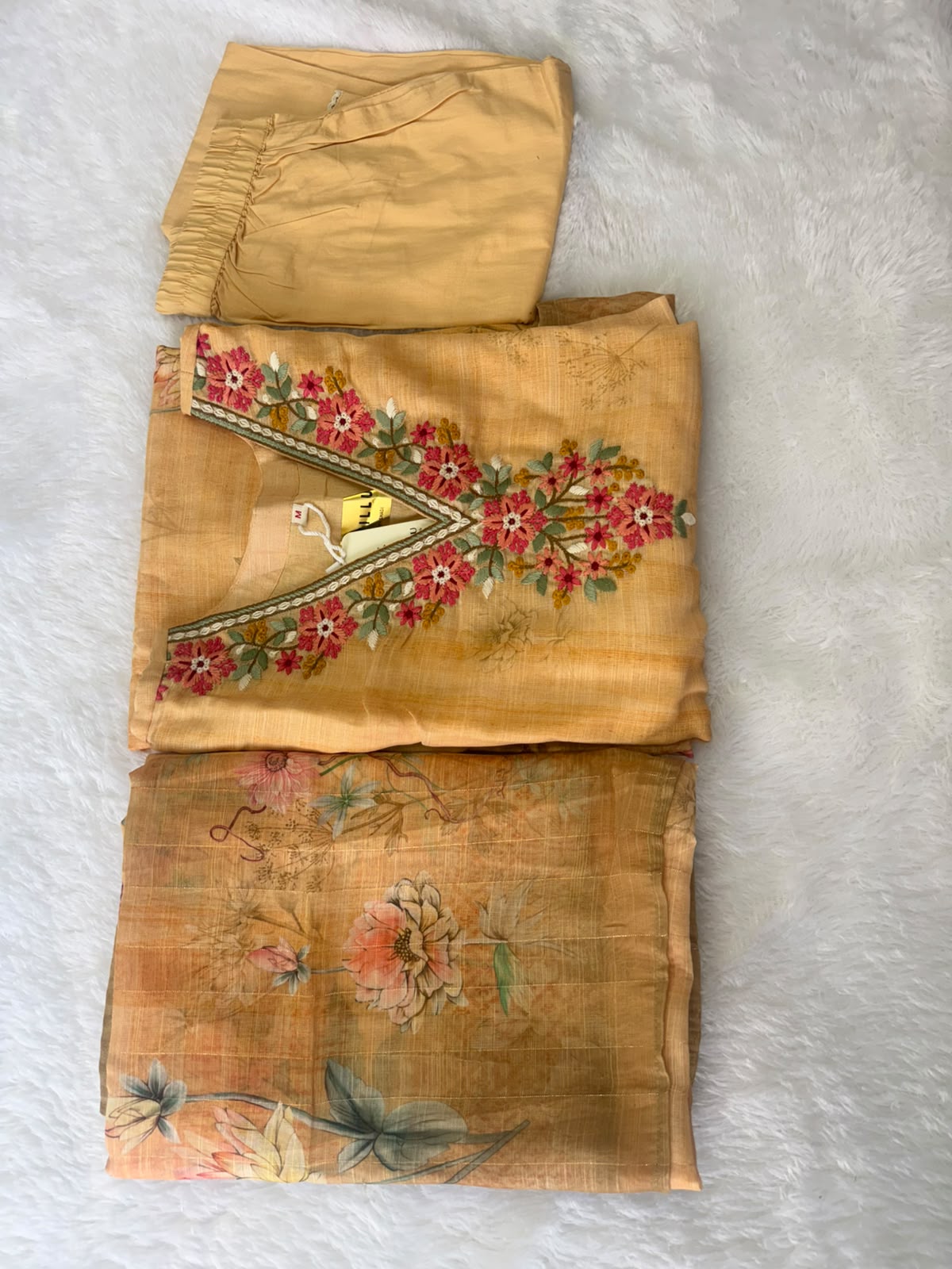Lenin Cotton 3 Piece Kurta Set With Digital Print Duppata and V-Neck