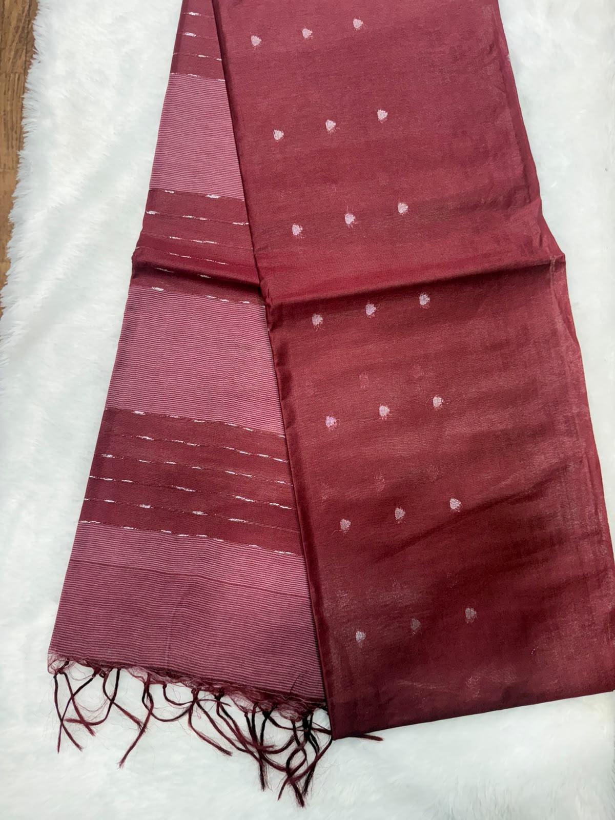 Art Silk Saree With Beautiful Pallu and Blouse